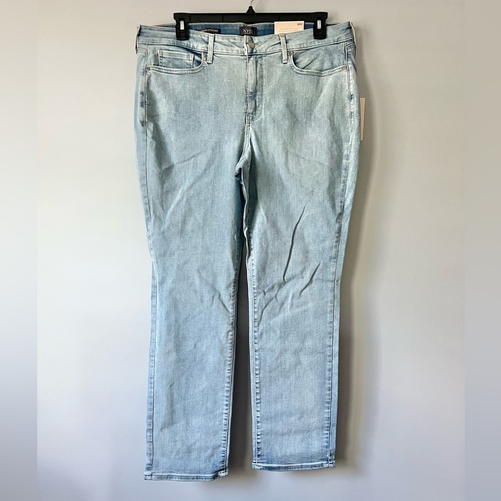 NYDJ Women’s Plus Size Marilyn Straight Jean Size 18W